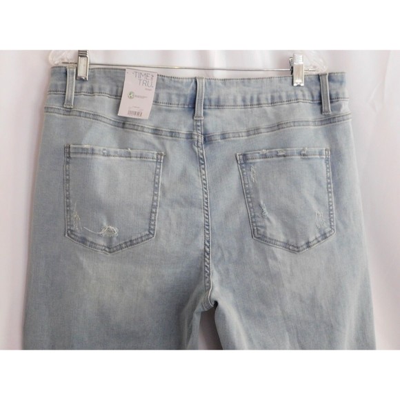 Time and Tru Jeans Womens Cropped Boyfriend Light Wash High Rise Slim Size 18 - Picture 8 of 12